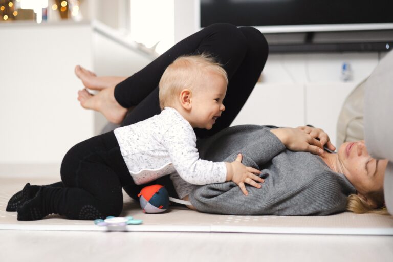 Por qué tener mamitis es normal en niños pequeños