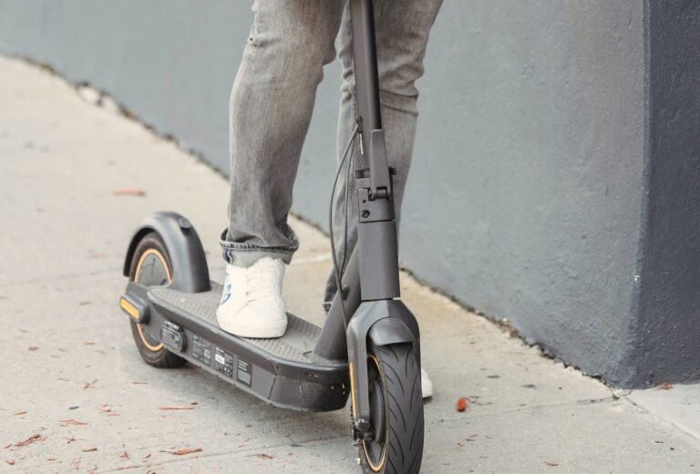 Por qué los niños no deberían usar patinetes eléctricos