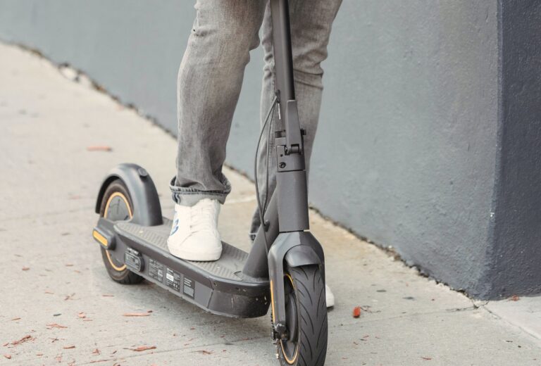 Patinetes, por qué son buenos para nuestros hijos - Mamá Psicóloga Infantil