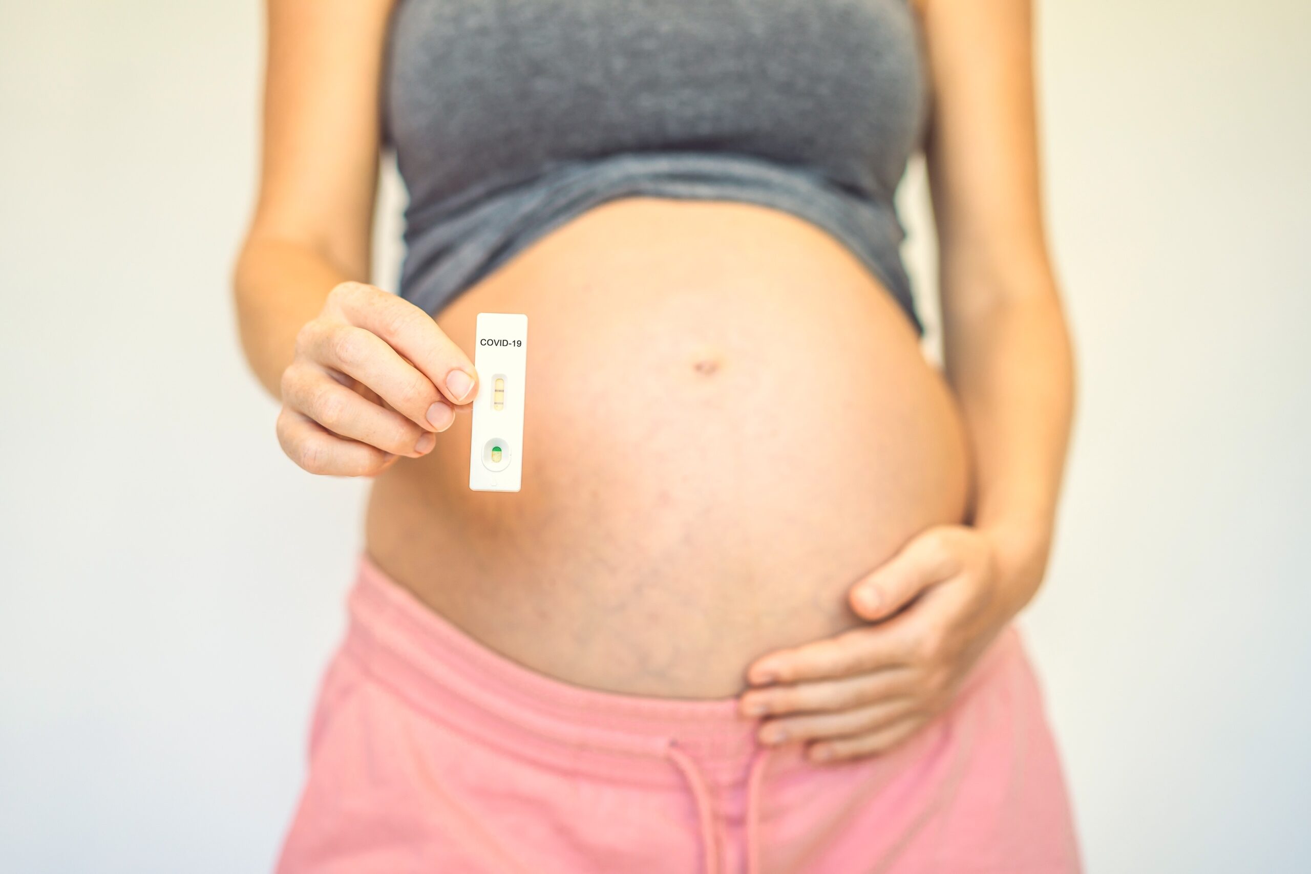 1 de cada 10 embarazadas desarrollará COVID prolongado
