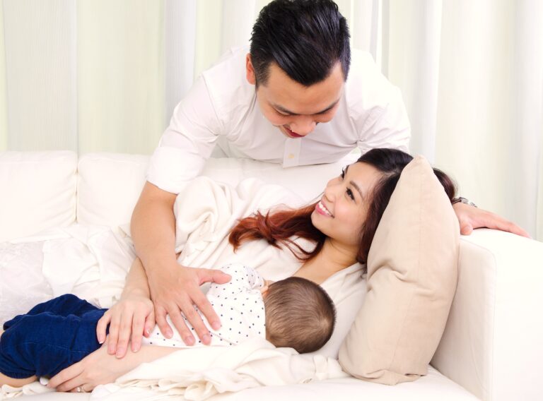 Involucrar a ambos padres en la lactancia materna